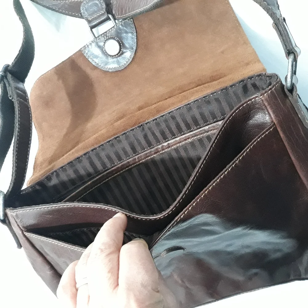 Jack Georges Vintage Genuine Leather Classic Brown Messenger/Crossbody Bag